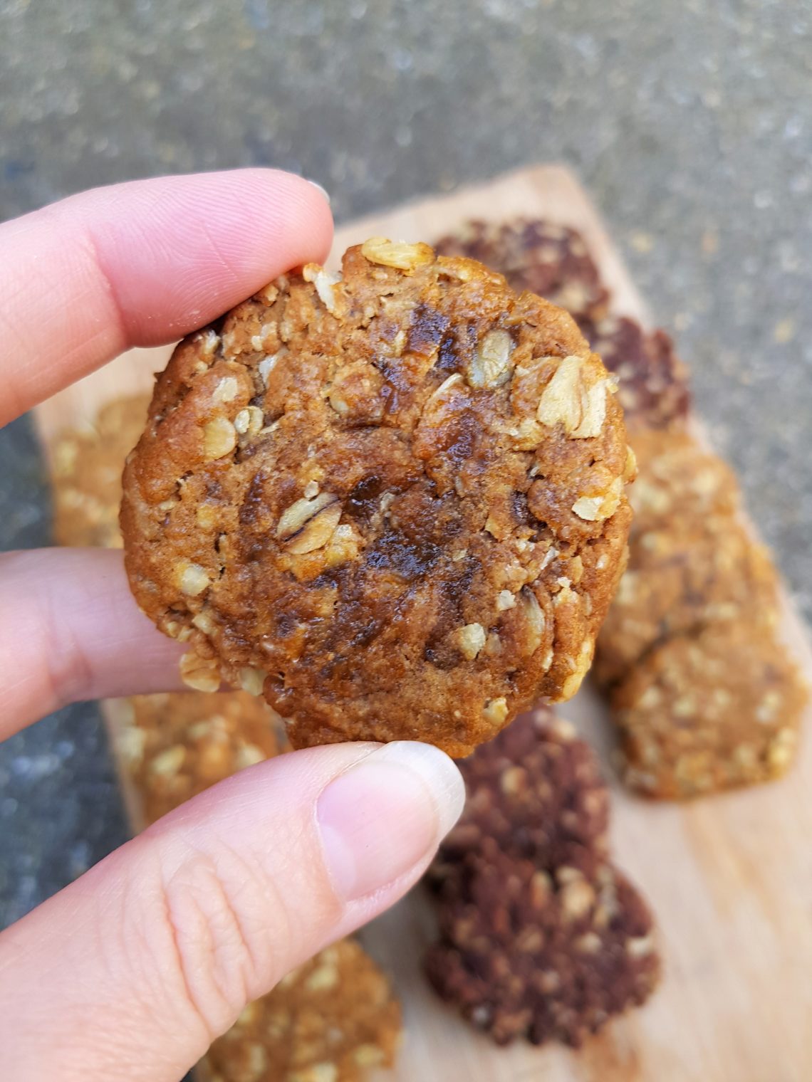 chewy stem ginger biscuits