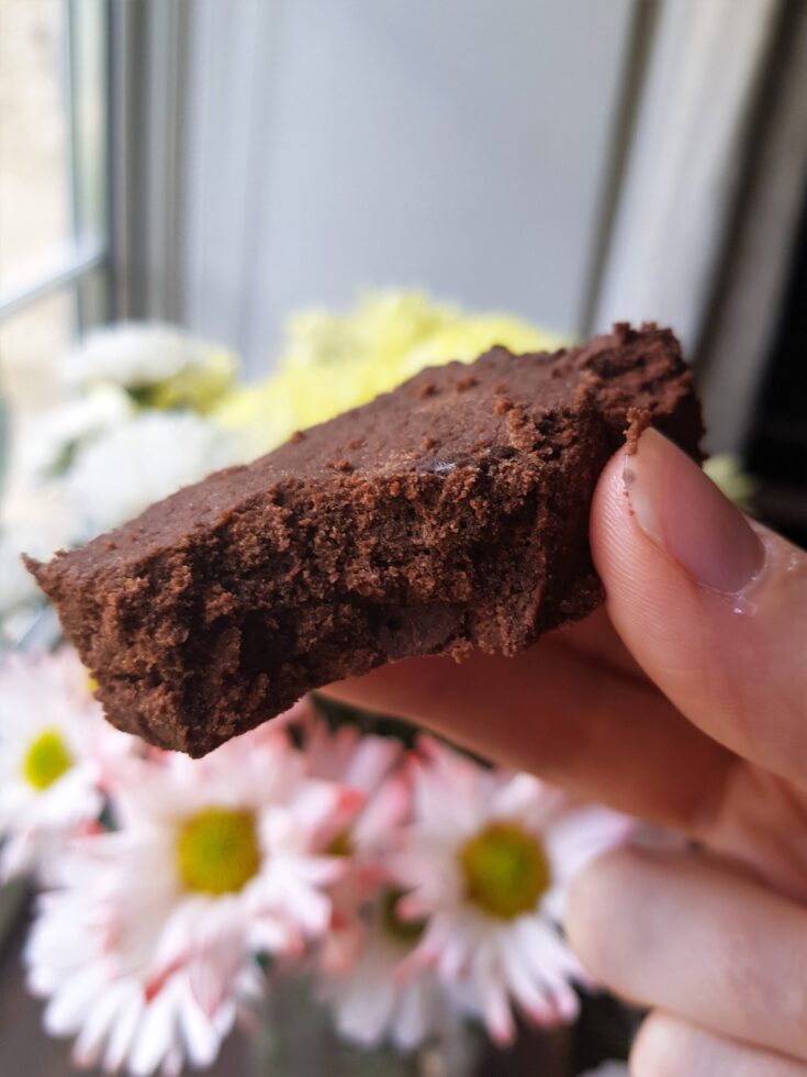 chunky bourbon biscuit without the cream